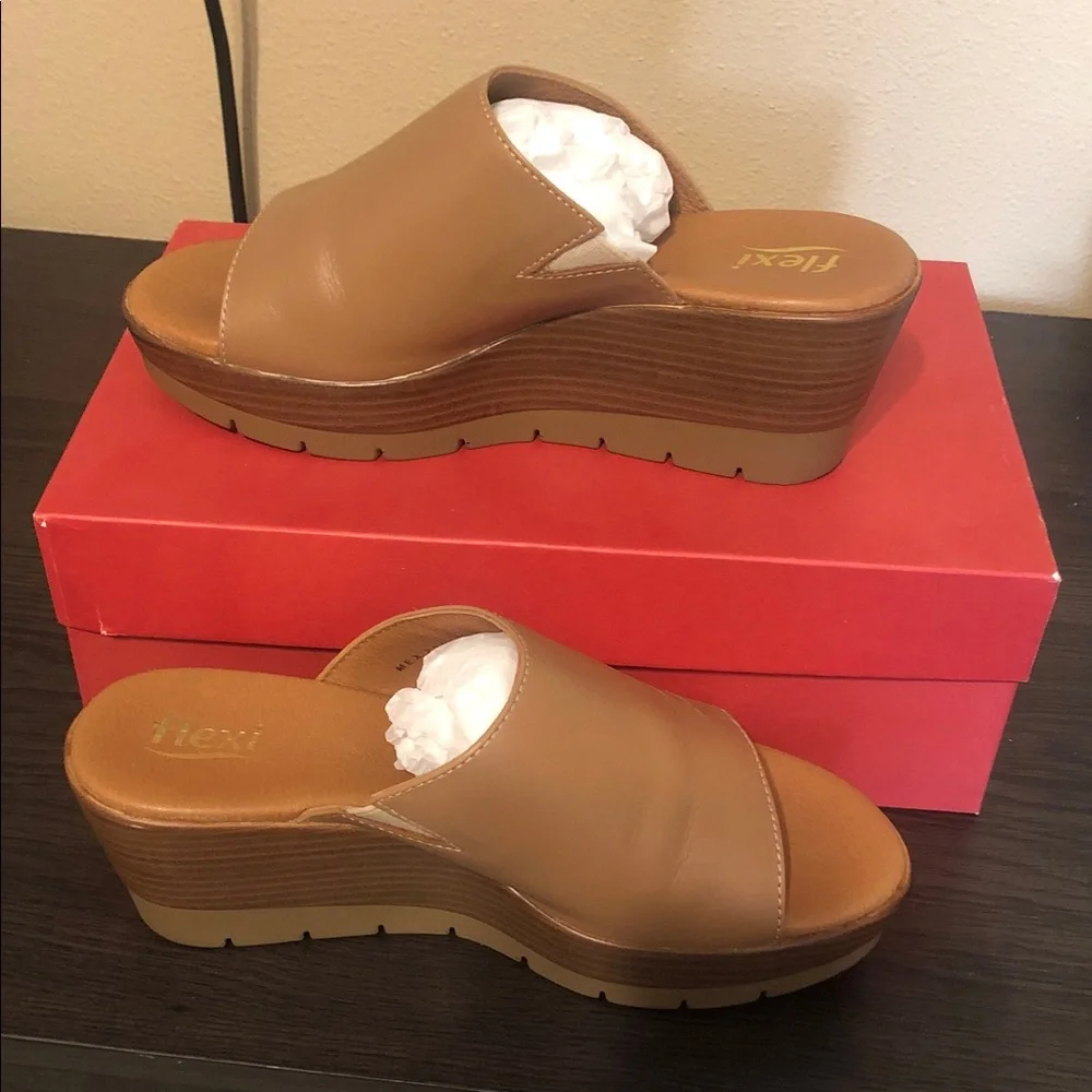 Women’s Tan Wedge Slide Sandals